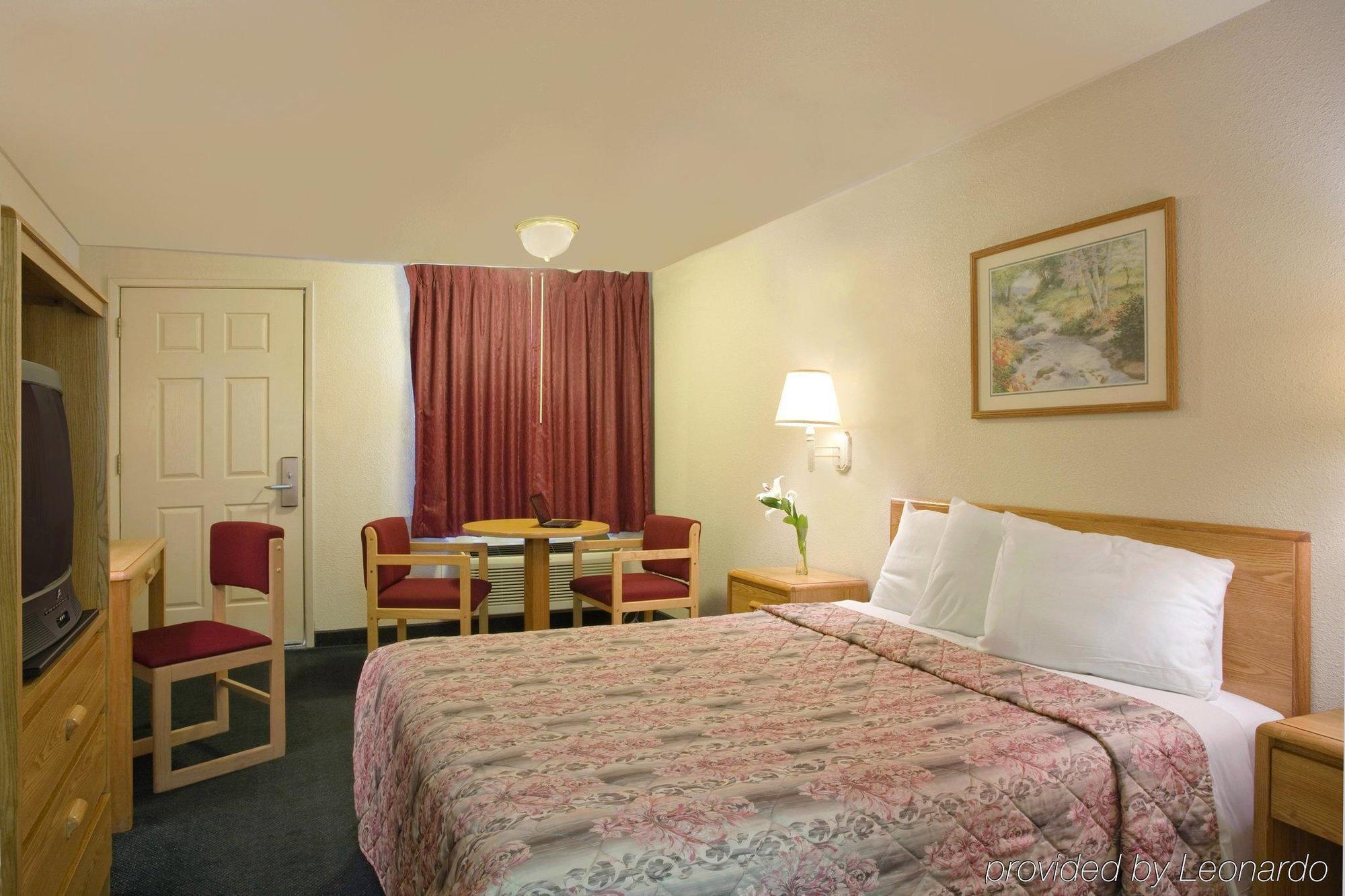 Turlock Inn ห้อง รูปภาพ