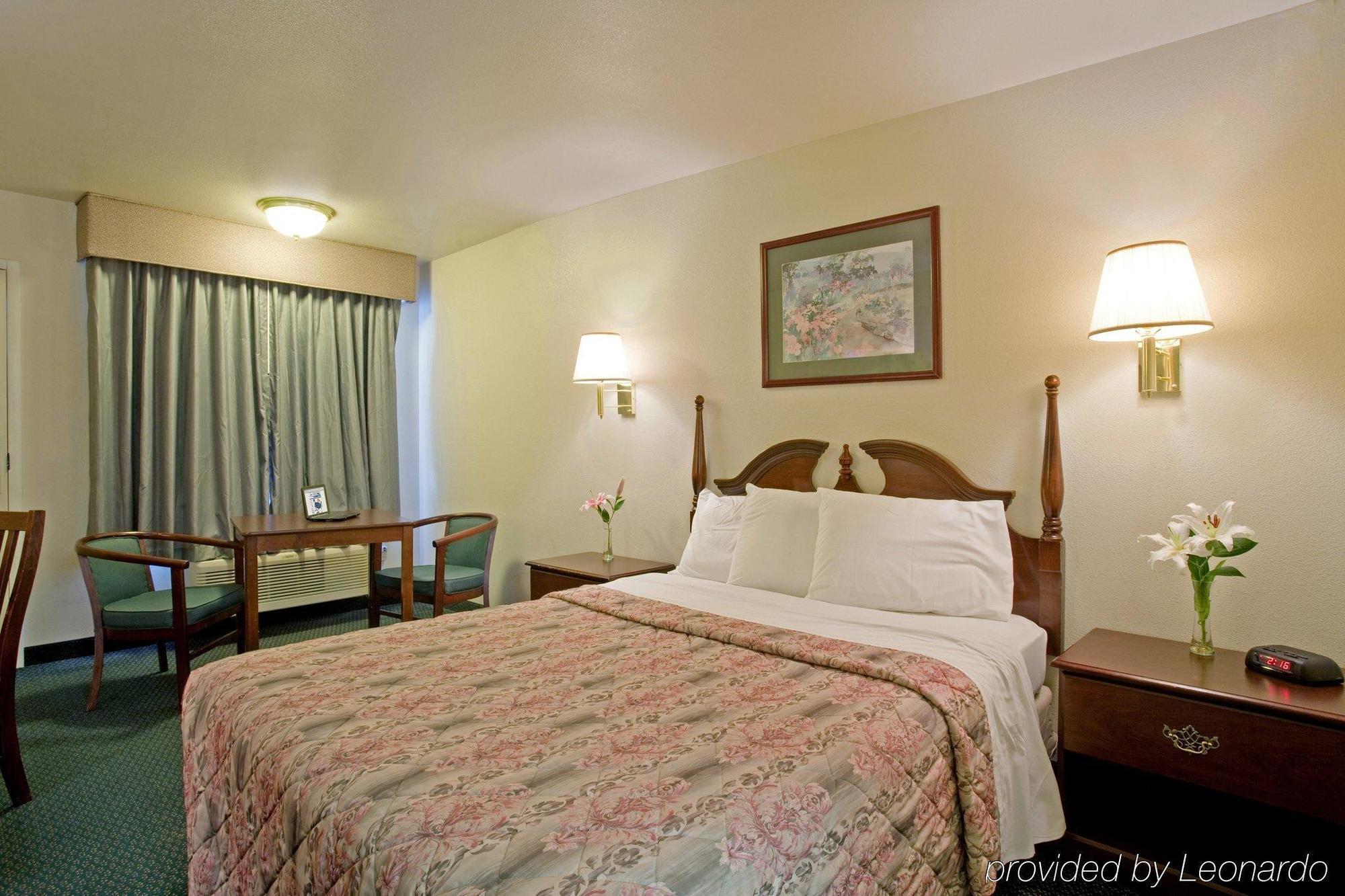 Turlock Inn ห้อง รูปภาพ